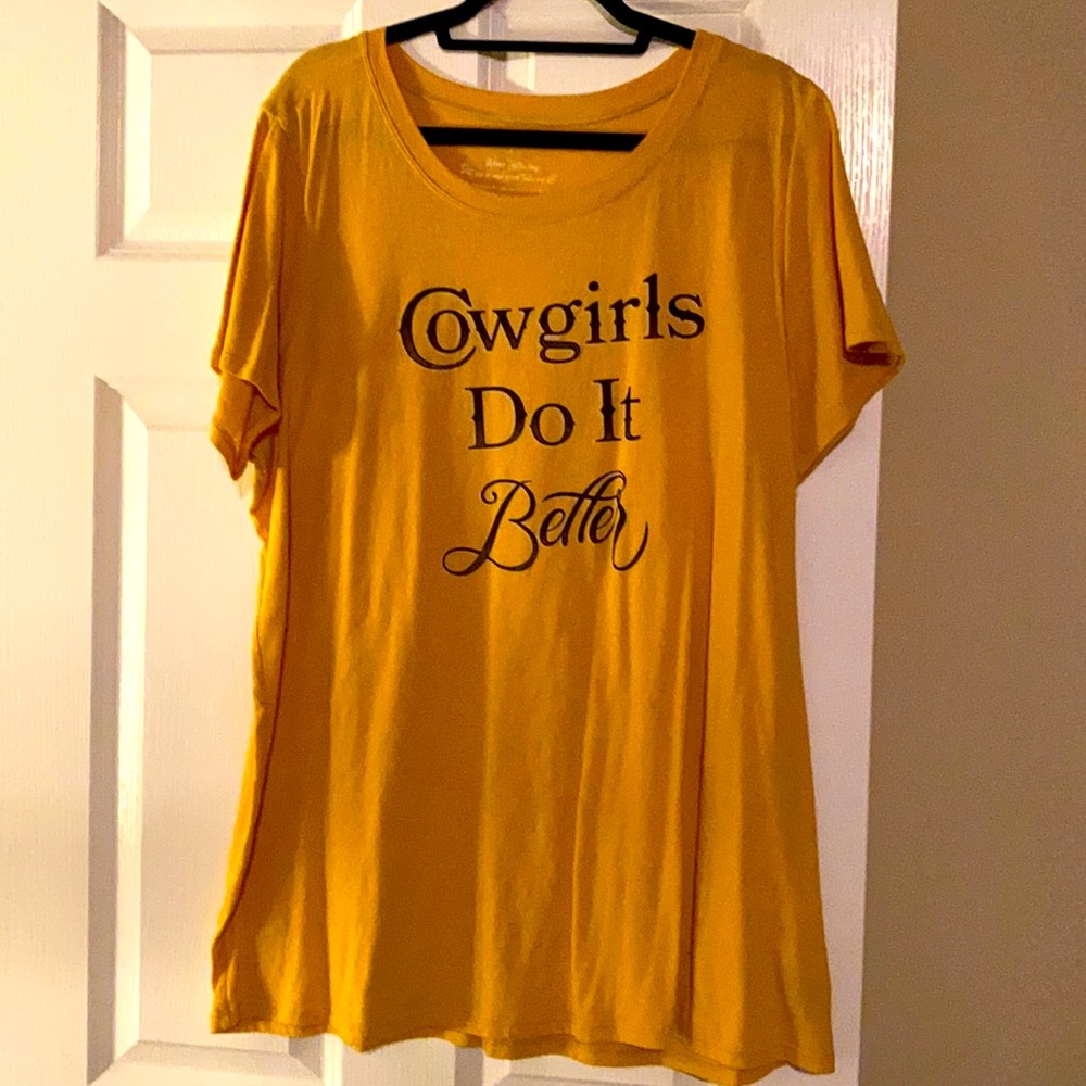 Cowgirls do it better tshirt
